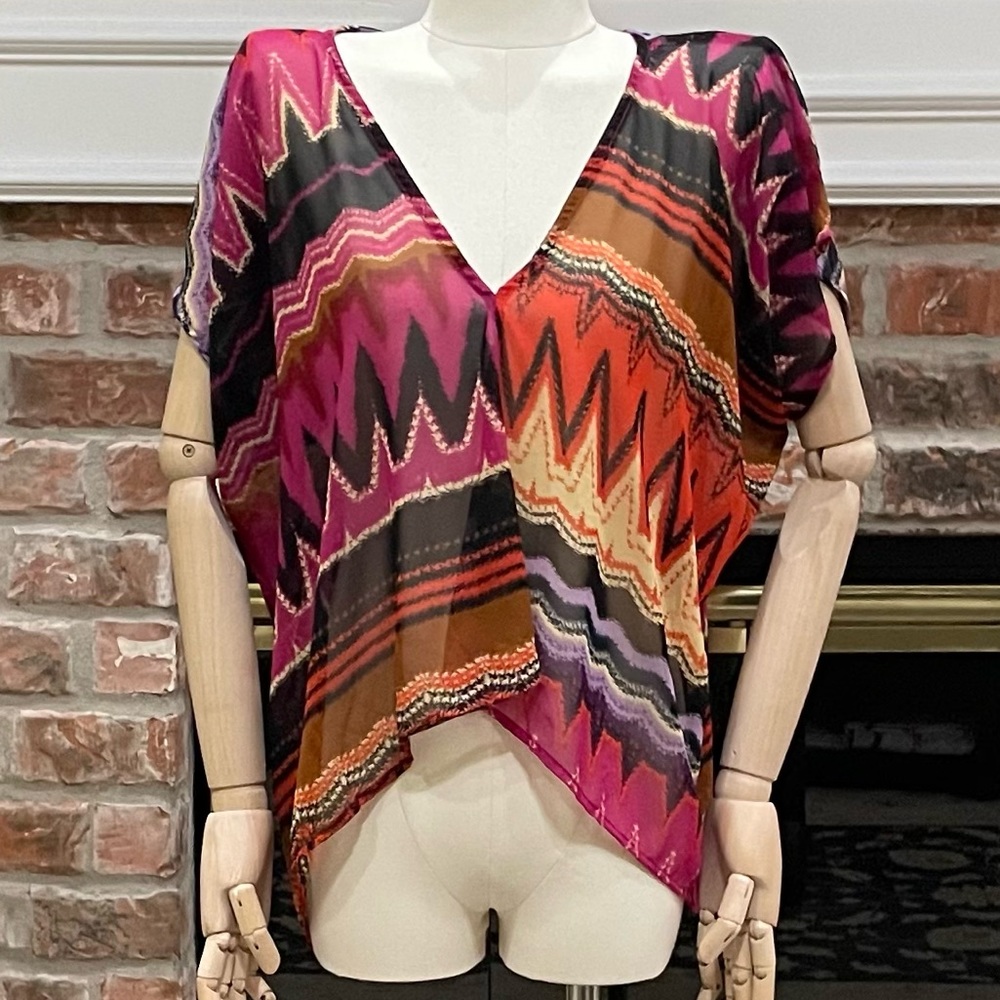 Charlotte Russe chevron high-low sunset-colored top / XS / Excellent condition